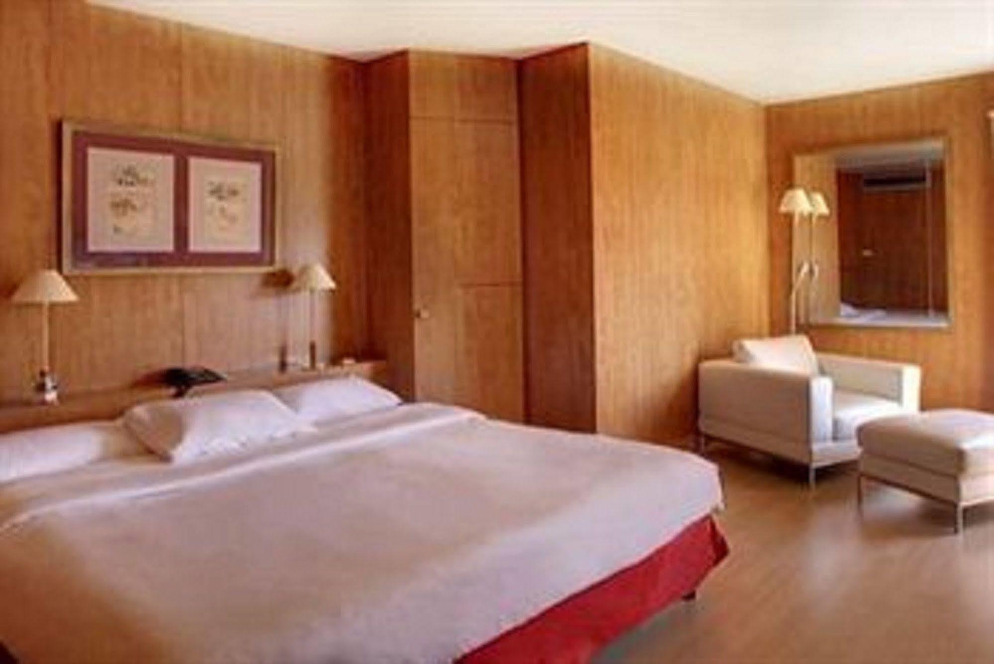 Best Western Ronceray Opera Paris Eksteriør bilde